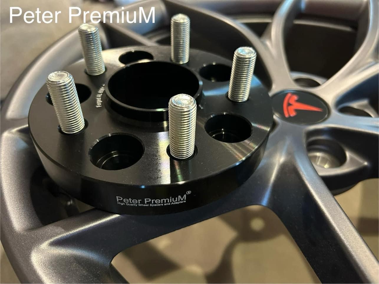 Wheel Adapters for Tesla 